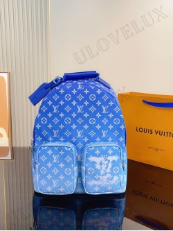 LV backpack 39