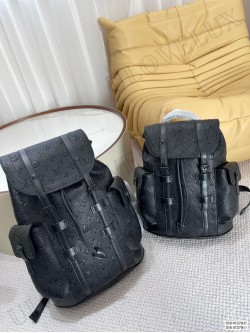 LV backpack 43