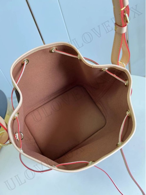 LV bag 337