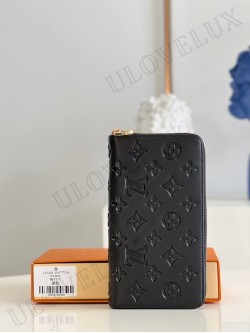 LV wallet 25