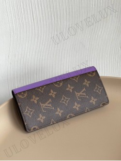 LV wallet 32