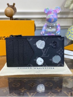 LV wallet 44