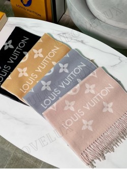 LV scarf 2