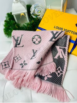 LV scarf 6