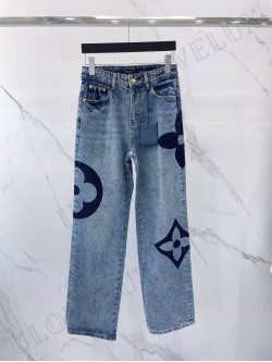 LV Jeans 7