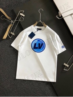 LV T-Shirt 31