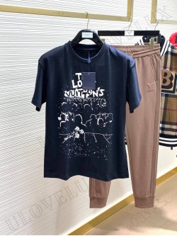 LV T-Shirt 33