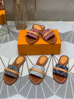 LV flip-flop 13