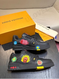 LV shoes 64