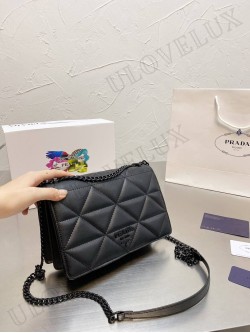 Prada bag 32