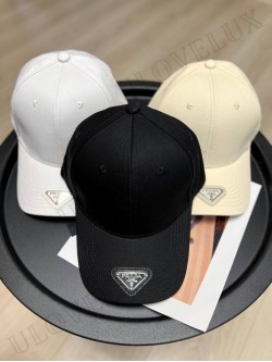 Prada cap 1