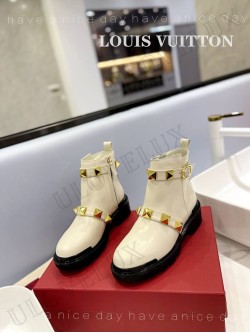 VLTN boots 24