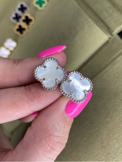 Van Cleef earrings 1