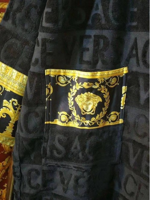 Versace robe 3