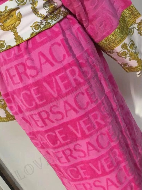 Versace robe 2