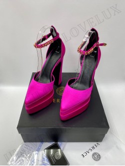 Versace shoes 16